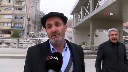 Depremin Vurduğu Elazığ'da 23 Noktada Yıkım Sürüyor