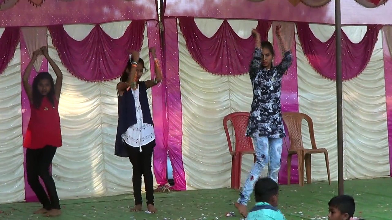 chunari me Lali !! Shivam Public school karwan !! Program 2020