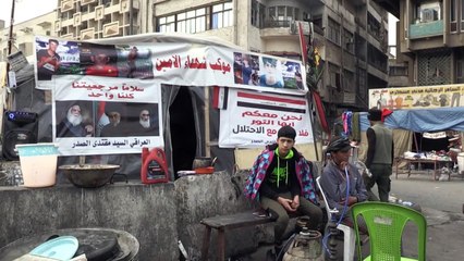 أنصار الصدر في الاحتجاجات تحركهم تغريدة