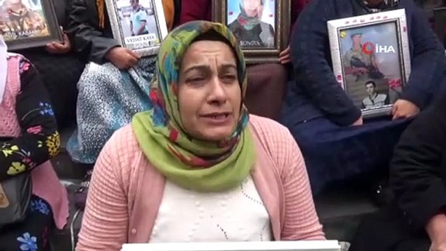Evlat Nöbetindeki Ailelerden 'Kahrolsun HDP, Kahrolsun PKK' Sloganı