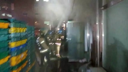 서울 종로 한복대여점 세탁장서 불...1명 다쳐 / YTN