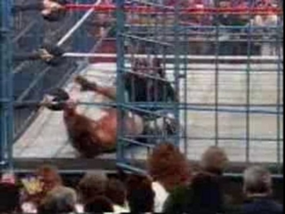 Undertaker Rises Up Out Of The Ring & Pulls HBK