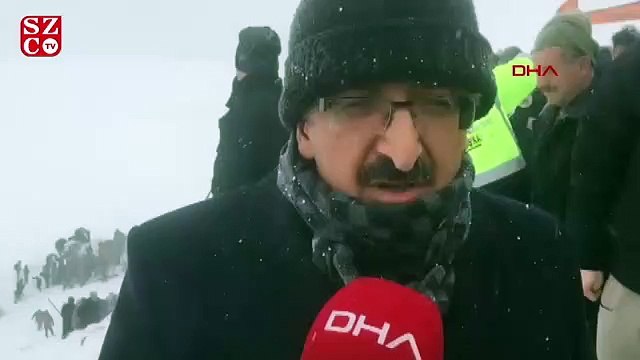 Van Valisi Bilmez'den, hayatını kaybedenlerle ilgili olay yerinde açıklama