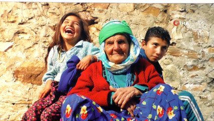 Kuşadası polisi asayiş ve trafik uygulaması yaptı