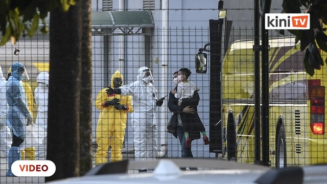 Detik-detik 107 rakyat Malaysia dari Wuhan selamat tiba di KLIA