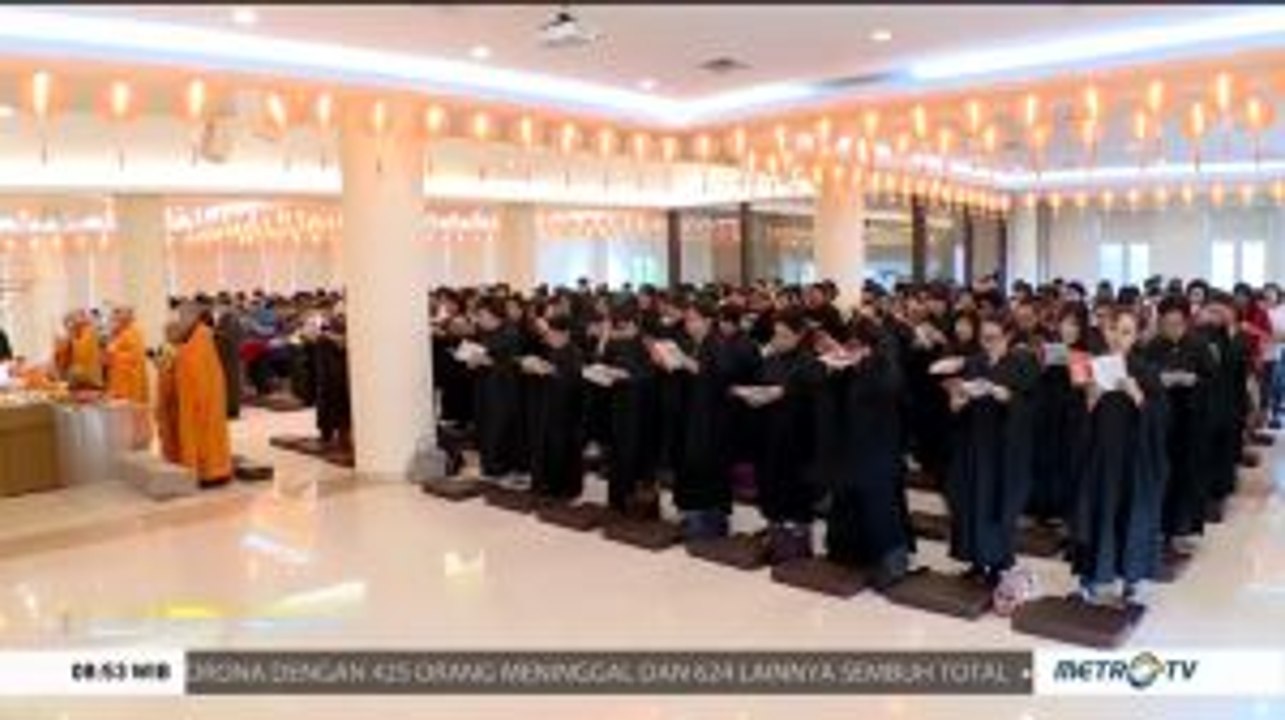 Kebaktian 3000 Buddha di Vihara Dharma Suci
