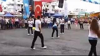 Watch Turkish Kolbasti Dance