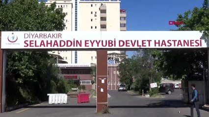 Diyarbakır yolun karşısına geçmek isterken otomobilin çarptığı yaya öldü
