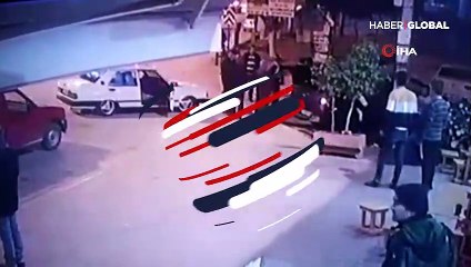 Yol verme kavgasında hamile kadın ve bebekli aileye dehşeti yaşattılar