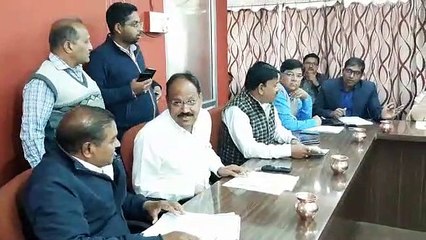 इंदौर: सदस्यों की अरुचि के चलते आधे घंटे देर से शुरू हुई एमआईसी की बैठक