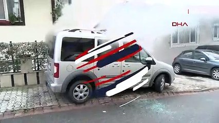 Ölen babasına ait otomobili yaktı