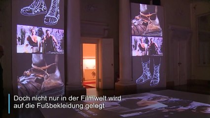 Mehr als ein Accessoire: Sandalen im Museum