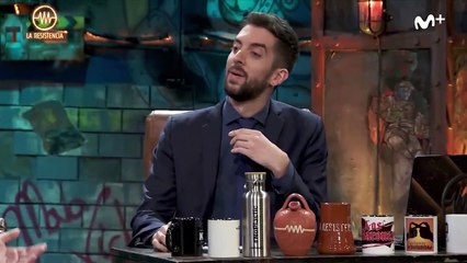 Una surfera de bodyboard saca los colores a Broncano en TV por bocazas