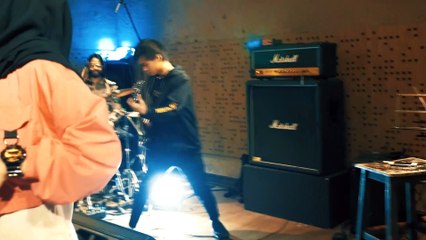 Bintang Di Surga Versi ROCK (Peterpan)