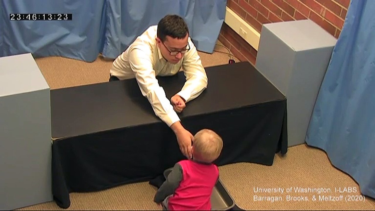 Babies Willing To Help Others, Study Suggests