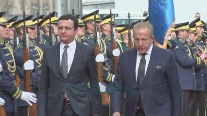 Kurti merr detyrën e kryeministrit nga Pacolli, mungon Haradinaj - News, Lajme - Vizion Plus