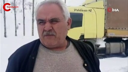 Kar küreme aracını seyrederken canından oluyordu