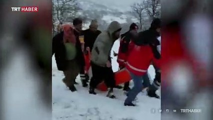 Bingöl'de ayağı kırılan kadının imdadına UMKE yetişti