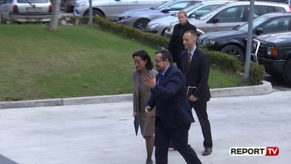 Report TV -Pas Sassolit në selinë e PD 'zbarkon' ambasadorja amerikane Yuri Kim