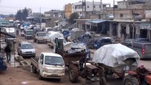 İdlib'de 2 günde 40 bin sivil daha yerinden edildi