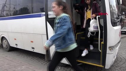 Manisa akhisarlı çocuklar depremler sonrasında sinemayla moral buldu