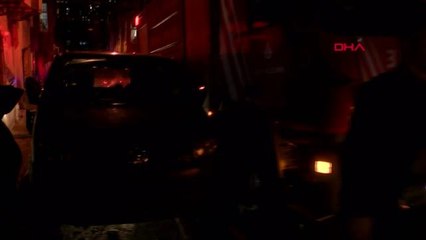 Beyoğlu'nda yangına müdahalede itfaiye aracı 3 kişiye çarptı