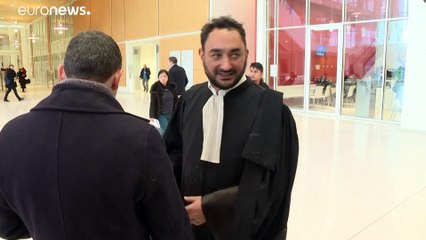 محاكمة عصابة يتزعمها إسرائيلي بتهمة انتحال شخصية وزير فرنسي