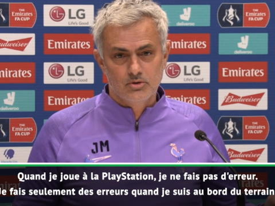 Tottenham - Mourinho : "Quand je joue à la PlayStation, je ne fais pas d'erreur"