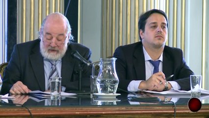 Murió juez argentino que llevaba causas contra Kirchner