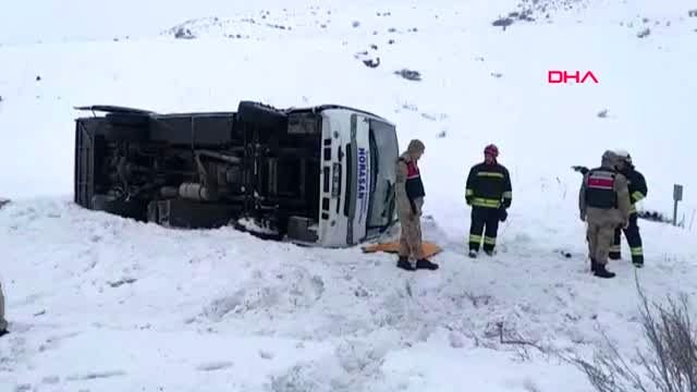 Erzurum halk otobüsü yan yattı, 1 ölü çok sayıda yaralı
