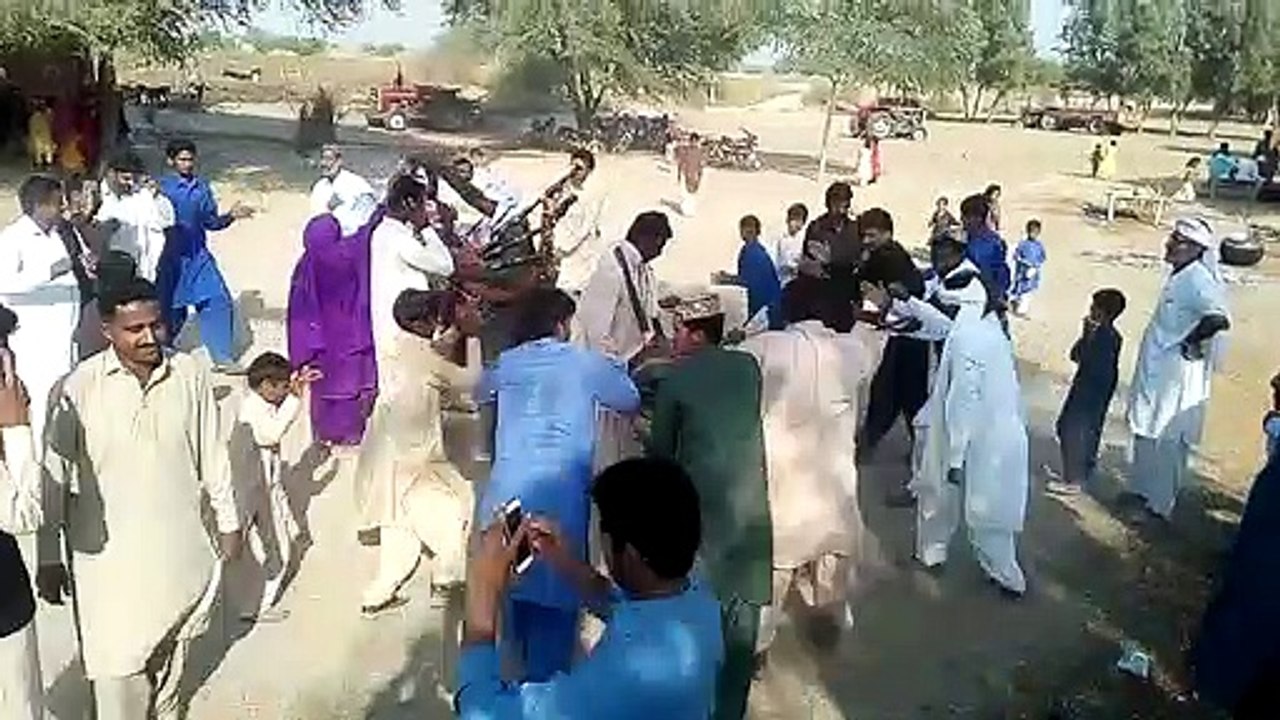 Saraiki_New_Jhumar_Dance_in_Village_of_Punjab_Pakistan(720p)