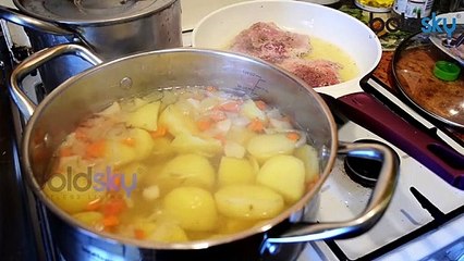 आलू को सड़ने से कैसे बचाएं | How To Store Potatoes To Keep Them Fresh | Boldsky