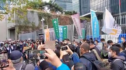 Download Video: Health workers protest outside government offices in Hong Kong over deadly coronavirus