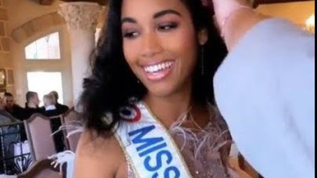 Clémence Botino - en pleine danse, Miss France chute... Sylvie Tellier hilare !