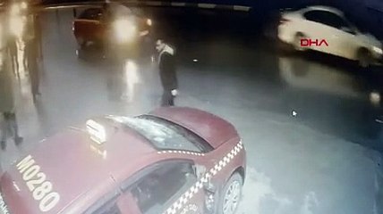 Taksicilerin kavgası kamerada
