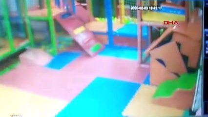 Kreşte öğretmen dehşeti; 2 yaşındaki çocuğu defalarca tokatladı