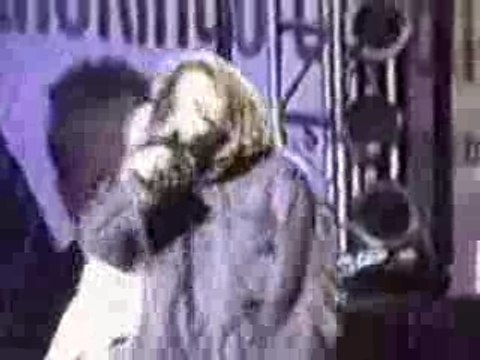 Rage Against the Machine - Guerrilla Radio @ Letterman RARE!