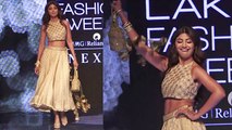 Shilpa Shetty DANCES during ramp walk at Lakme Fashion Week 2019;Watch video | FilmiBeat