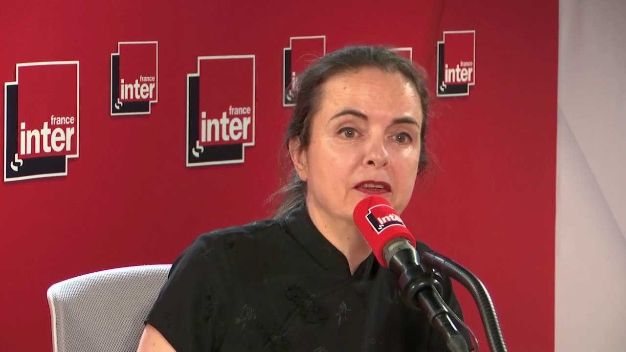 Amélie Nothomb : "Quand j'étais petite, j'étais infiniment moins moderne que maintenant : je me suis arrangé depuis, maintenant j'écoute du metal, quand j'étais petite j'écoutais des chants grégoriens"