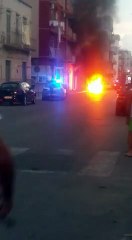 Barletta:  auto in fiamme in via Achille Bruni