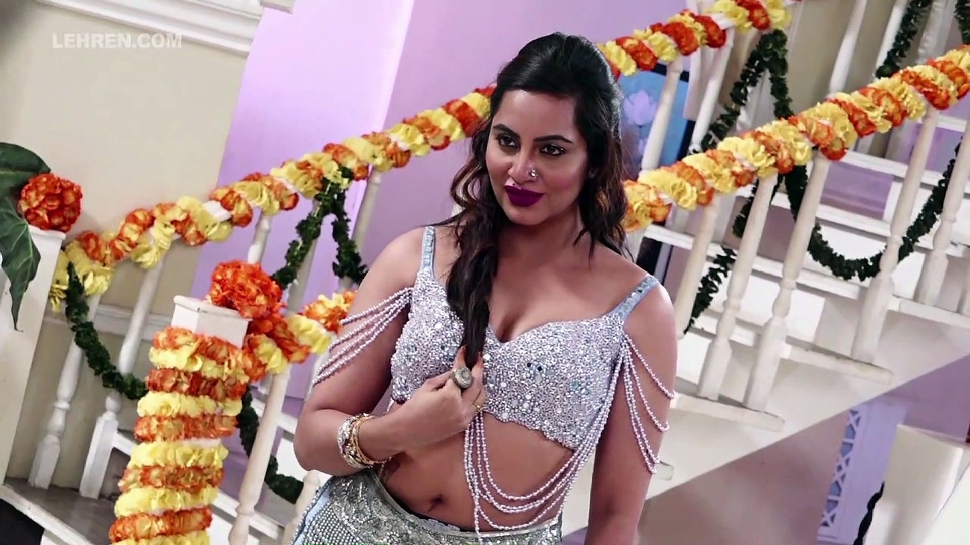 Arshi Khans ITEM SONG On Location