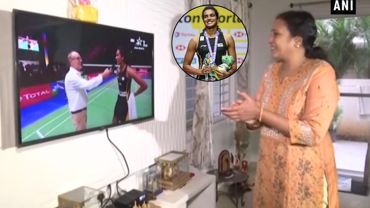 BWF World Championships 2019 : PV Sindhu’s Fami...
