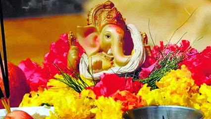 भगवान को चढ़ाए ये फूल, तो होगा भारी नुकसान | Flowers not offer to God | Boldsky