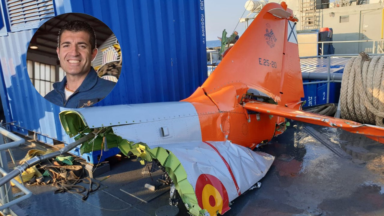 Muere el piloto de un avión del Ejército tras estrellarse contra el mar en La Manga