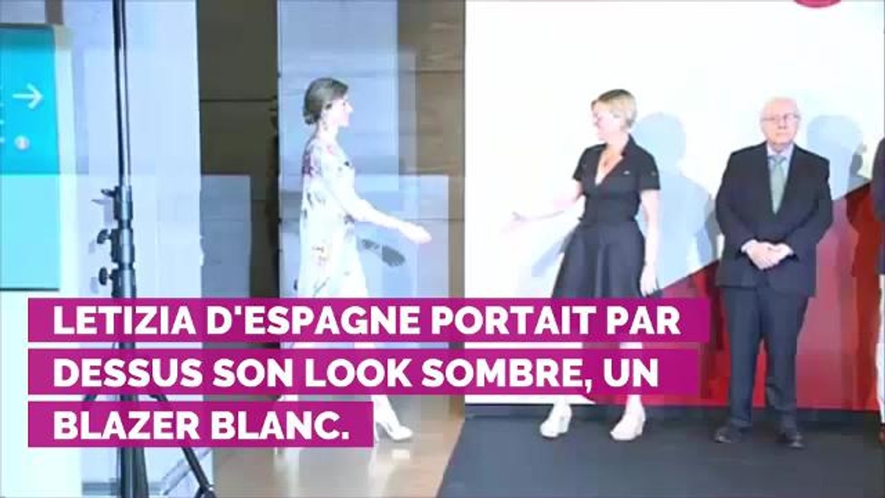 PHOTOS. Letizia d'Espagne et Felipe VI élégants et décontractés pour rendre visite à Juan Carlos à l'hôpital