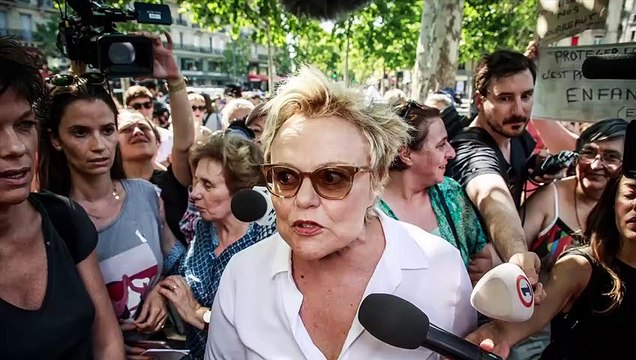 Muriel Robin engagée contre les violences conjugales, son appel à Emmanuel Macron