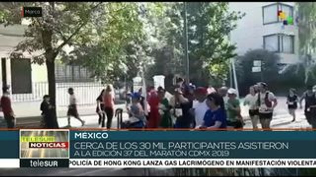 Miles de corredores participan en el 37 maratón de la Ciudad de México