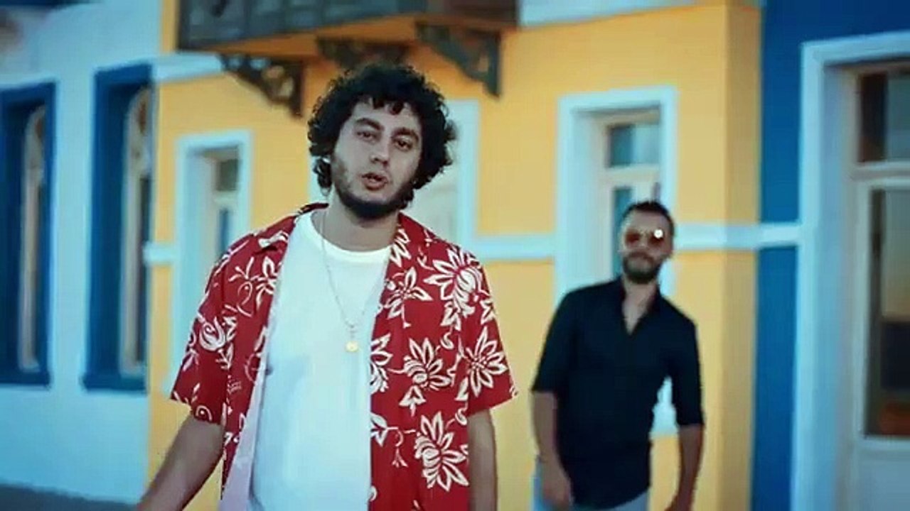 Alişan -Furkan Özsan - Yağmurlar (Official Video)