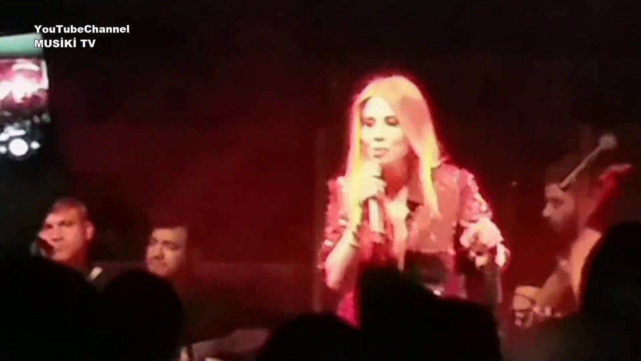 LİNET - Annem (Kibariye cover) (Konser / Canlı) @ Jolly Joker
