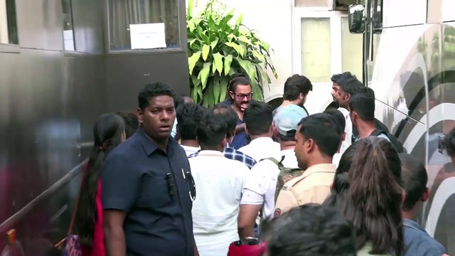 Aamir Khan Daughter Ira Khan, Saif Ali Khan & Kareena Kapoor Spotted At Bandra Studio